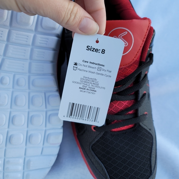 💕 NWT Actionflex Men's Shoes Black and Red - Picture 13 of 13